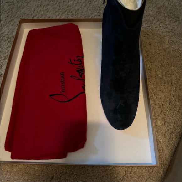 Authentic Christian Loubotin Castarika Navy suede boot - Picture 7 of 16